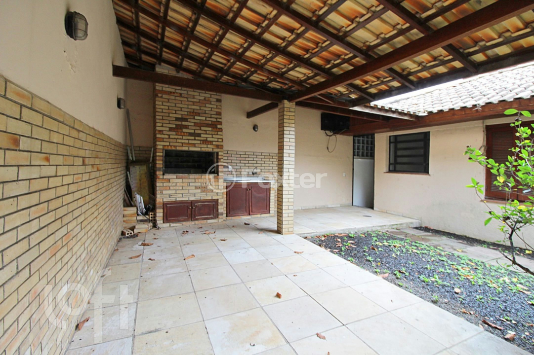 Casa à venda com 4 quartos, 400m² - Foto 38