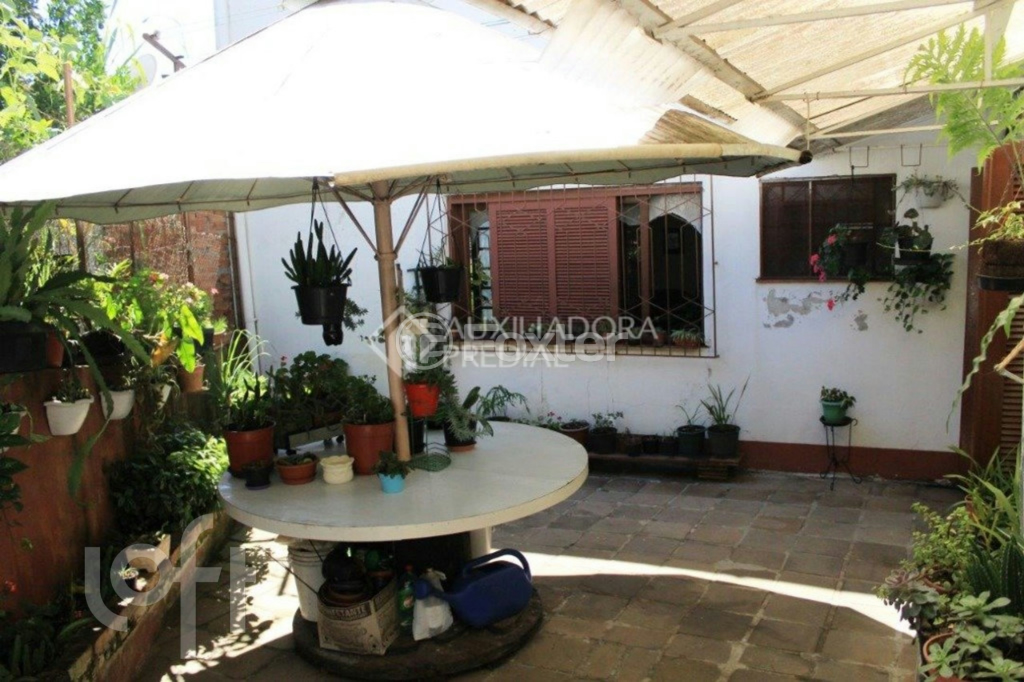 Casa à venda com 4 quartos, 352m² - Foto 25