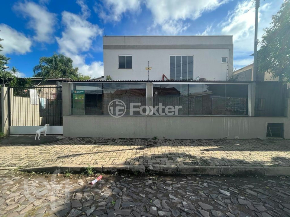 Casa à venda com 2 quartos, 352m² - Foto 2