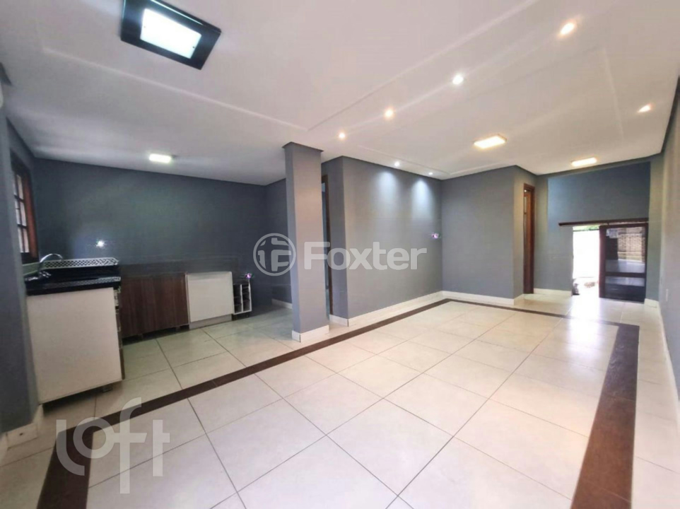 Casa à venda com 2 quartos, 100m² - Foto 3