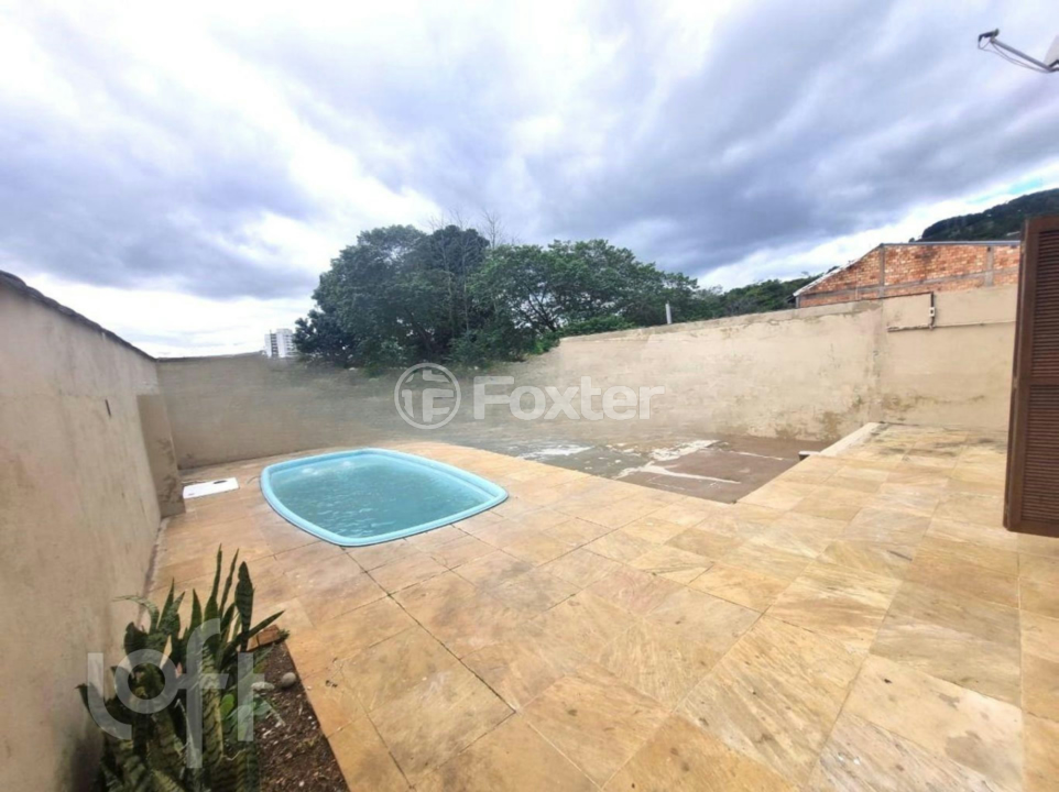 Casa à venda com 2 quartos, 100m² - Foto 15