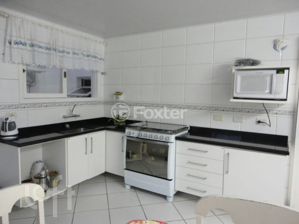 Casa à venda com 4 quartos, 249m² - Foto 35