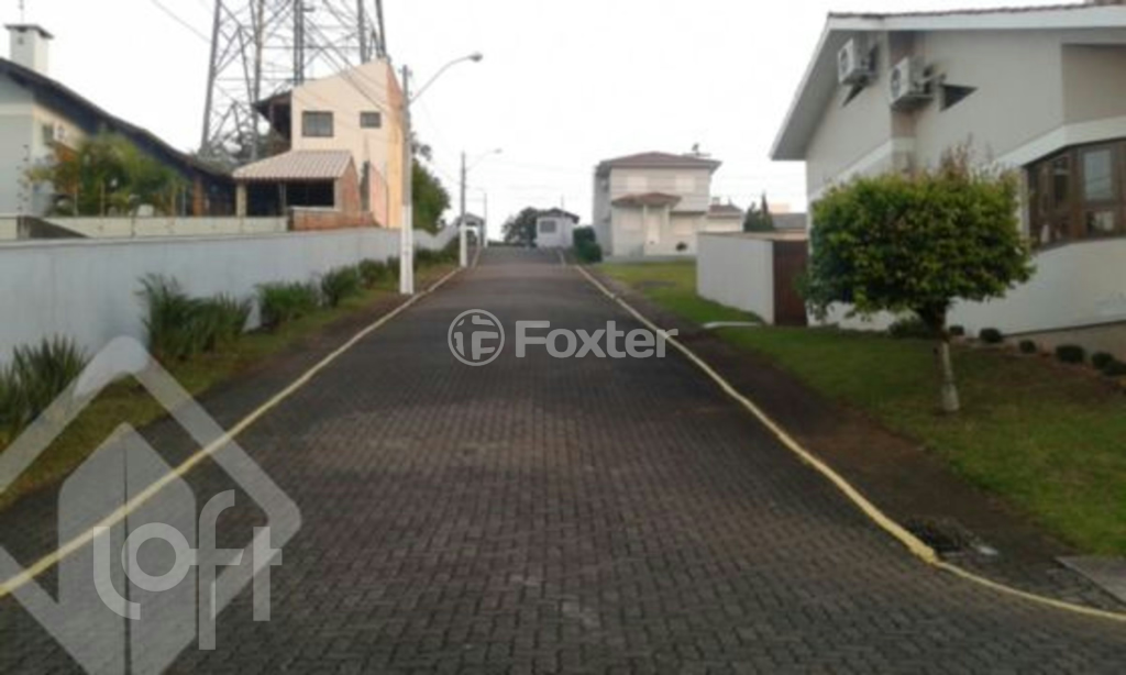 Casa de Condomínio à venda com 3 quartos, 236m² - Foto 27