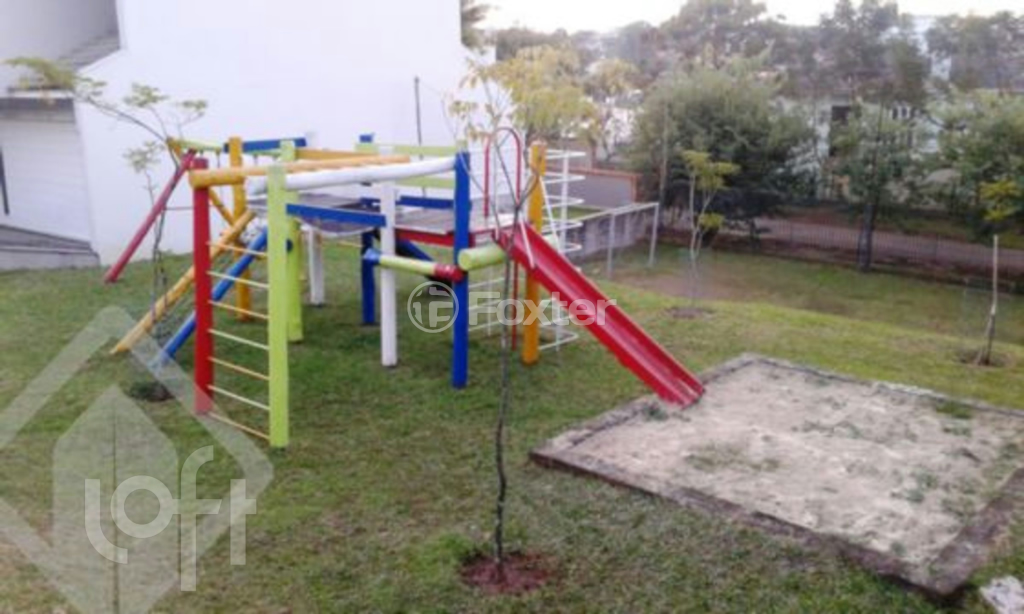 Casa de Condomínio à venda com 3 quartos, 236m² - Foto 25