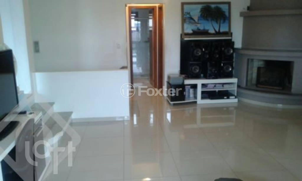 Casa de Condomínio à venda com 3 quartos, 236m² - Foto 1
