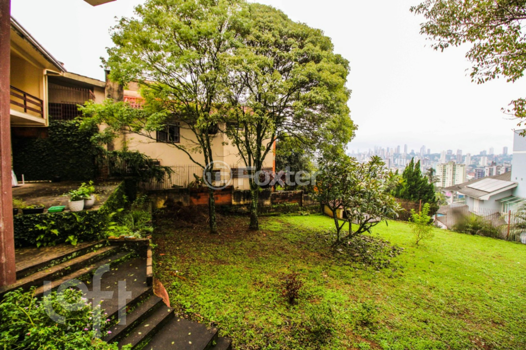 Casa à venda com 5 quartos, 533m² - Foto 1
