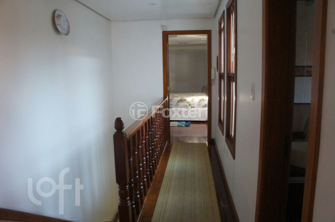 Casa à venda com 3 quartos, 205m² - Foto 11