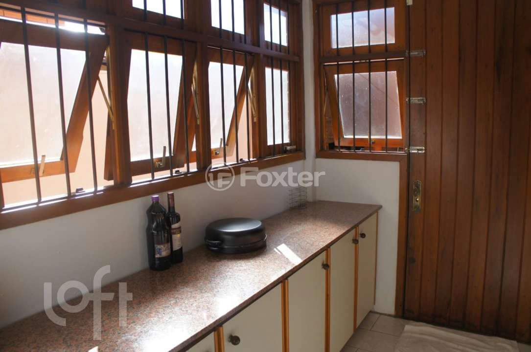 Casa à venda com 3 quartos, 205m² - Foto 6