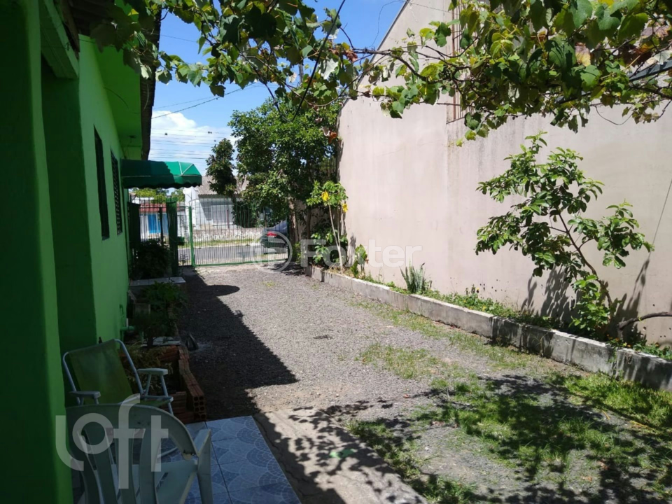 Casa à venda com 3 quartos, 280m² - Foto 2