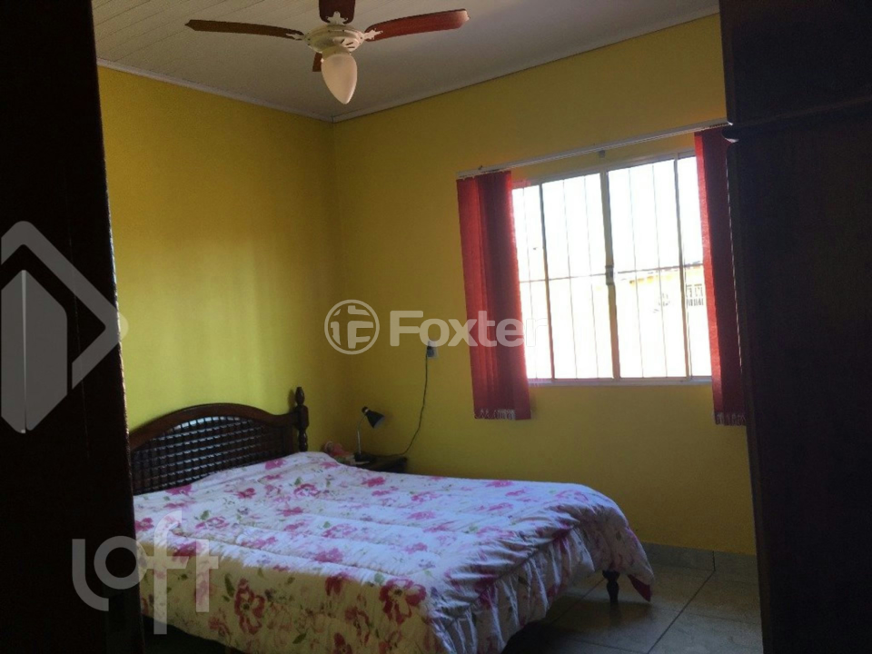 Casa à venda com 2 quartos, 80m² - Foto 9