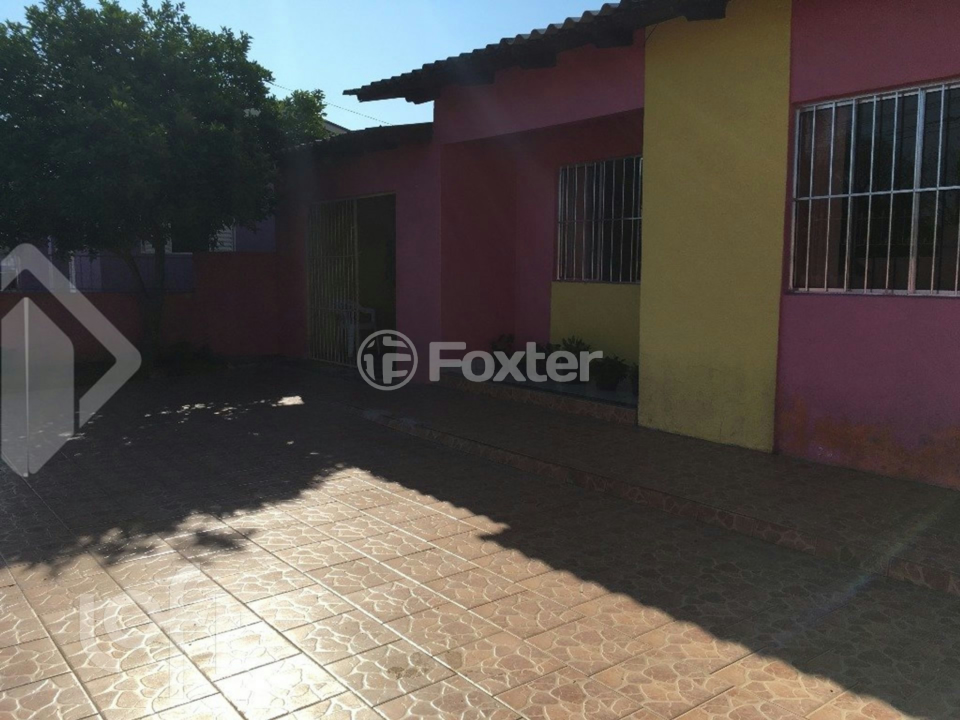 Casa à venda com 2 quartos, 80m² - Foto 2