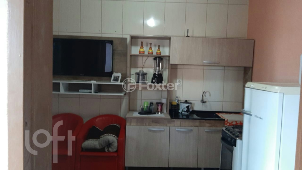 Casa à venda com 2 quartos, 100m² - Foto 3