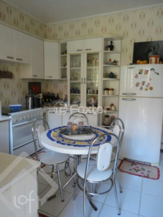 Casa à venda com 3 quartos, 206m² - Foto 10