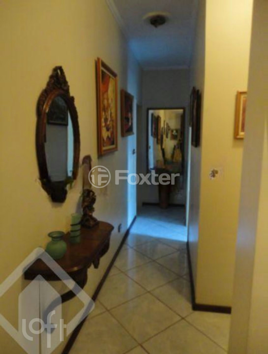 Casa à venda com 3 quartos, 206m² - Foto 2