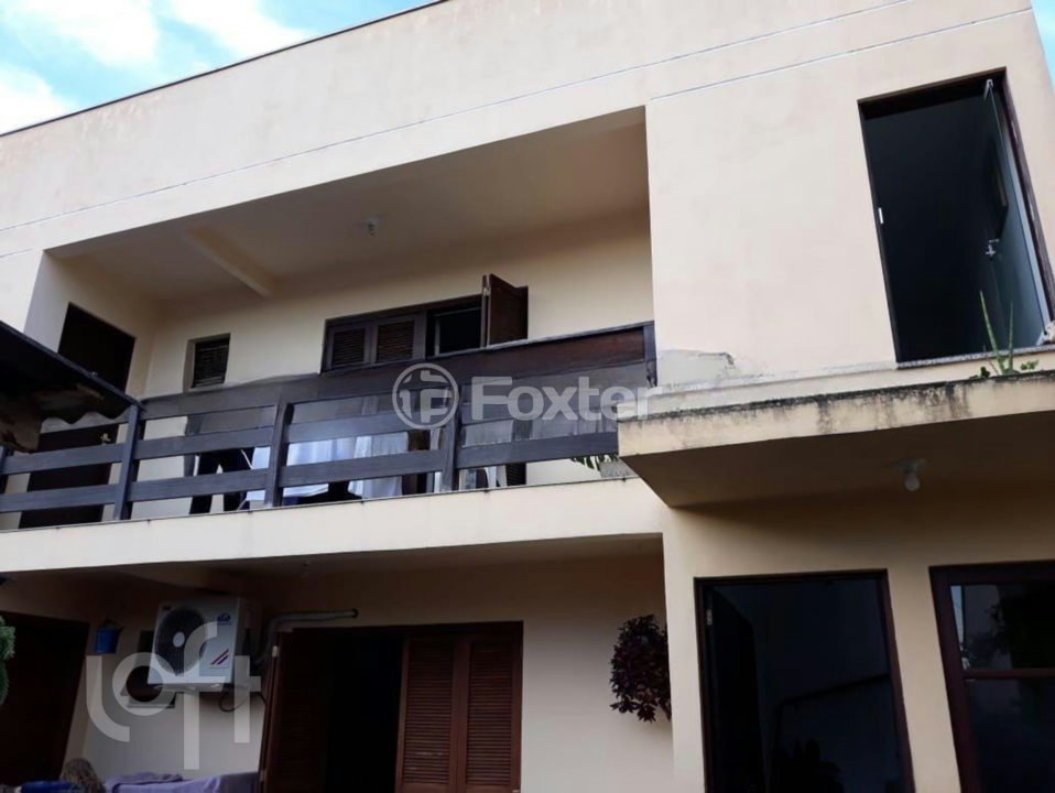 Casa à venda com 3 quartos, 250m² - Foto 8