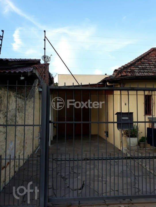 Casa à venda com 3 quartos, 250m² - Foto 7