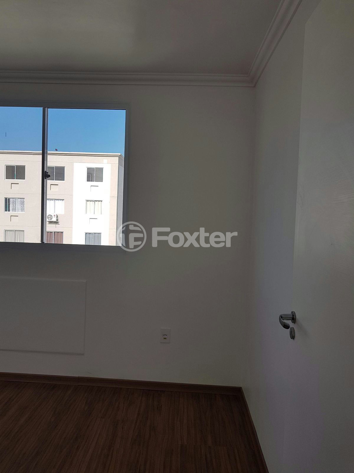 Apartamento à venda com 2 quartos, 41m² - Foto 2