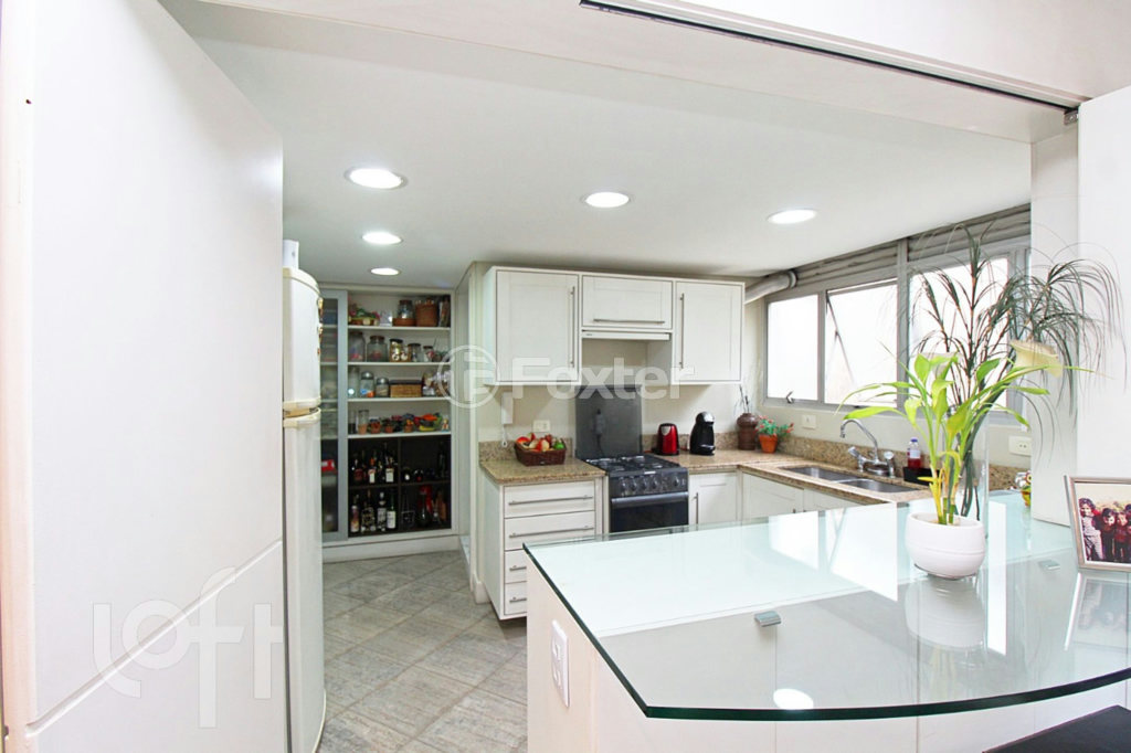 Cobertura à venda com 2 quartos, 155m² - Foto 13