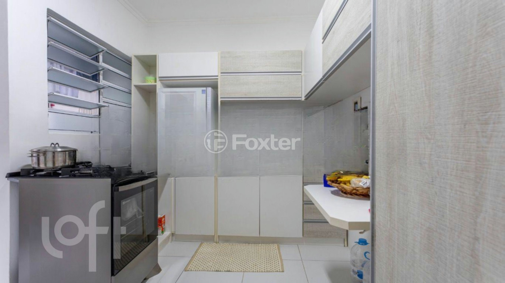 Apartamento à venda com 3 quartos, 81m² - Foto 4