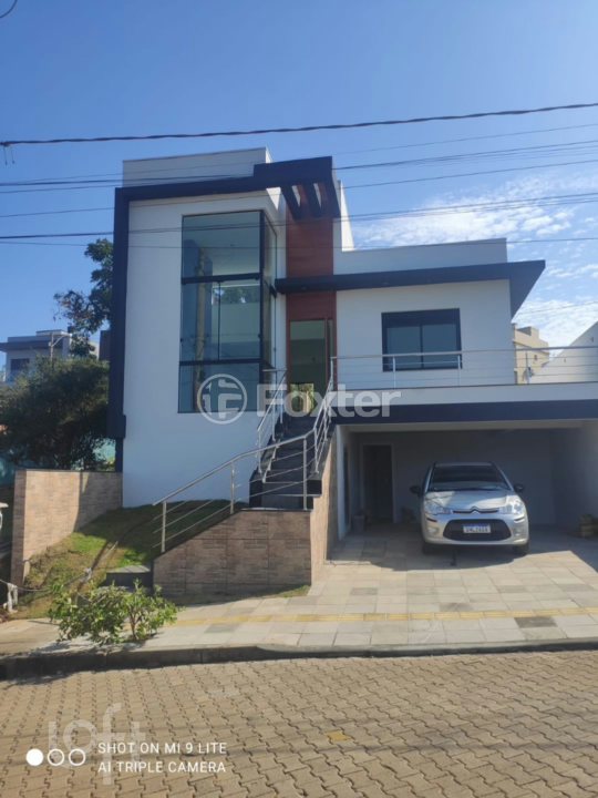 Casa de Condomínio à venda com 3 quartos, 142m² - Foto 1