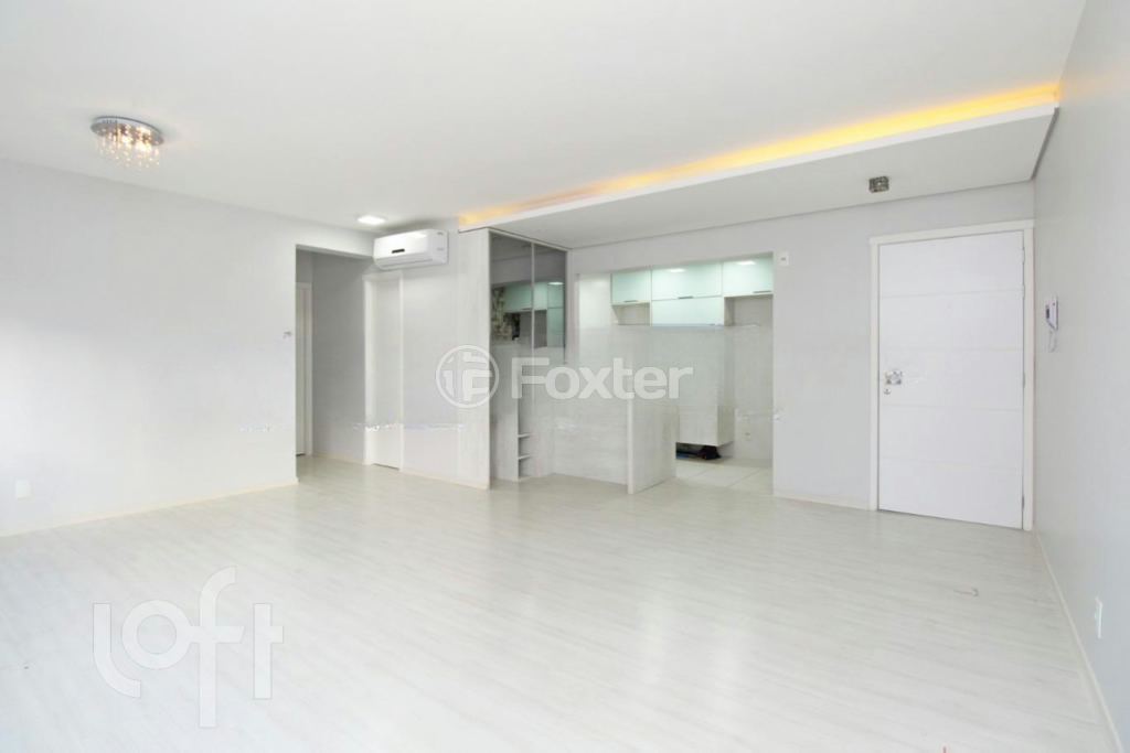 Apartamento à venda com 3 quartos, 76m² - Foto 1