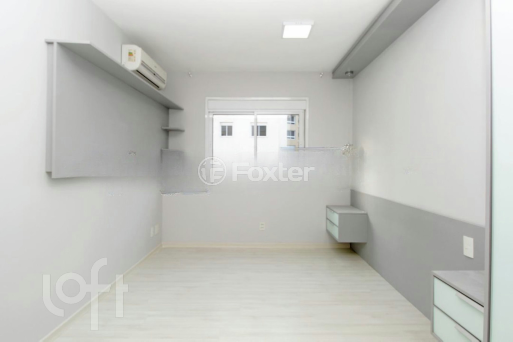 Apartamento à venda com 3 quartos, 76m² - Foto 13