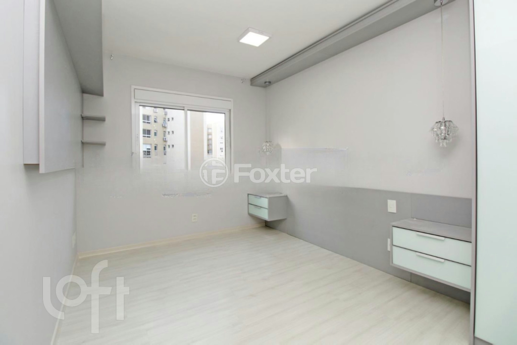 Apartamento à venda com 3 quartos, 76m² - Foto 11