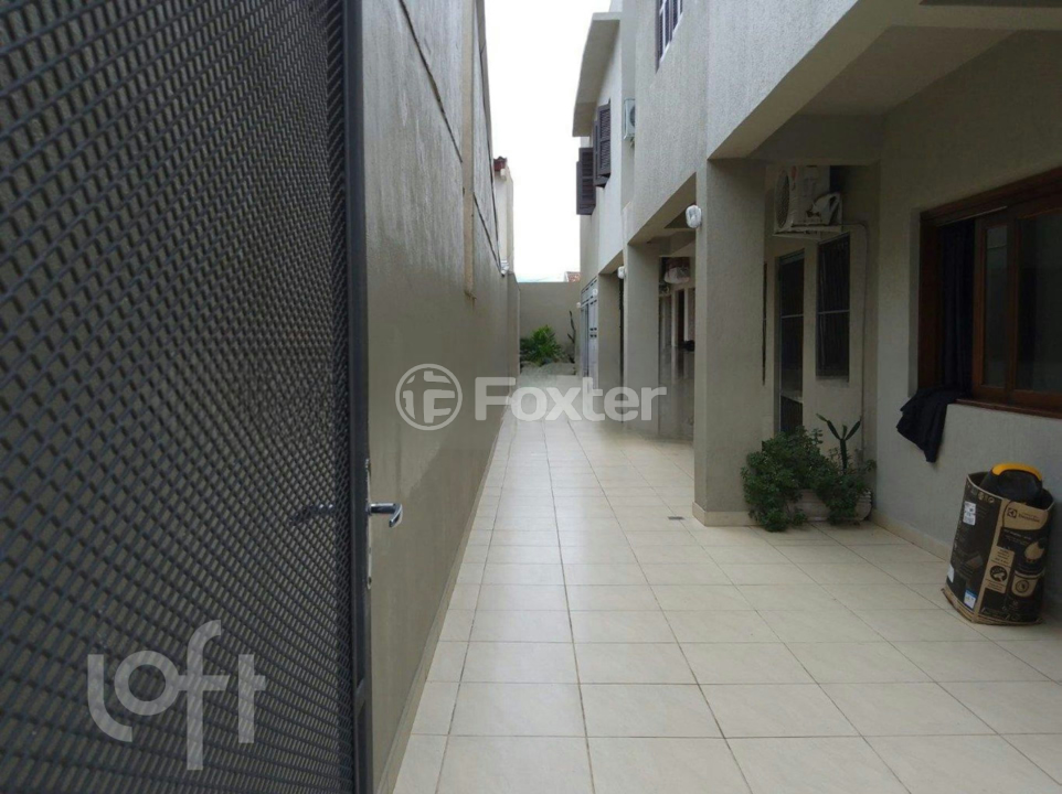 Casa de Condomínio à venda com 3 quartos, 86m² - Foto 2