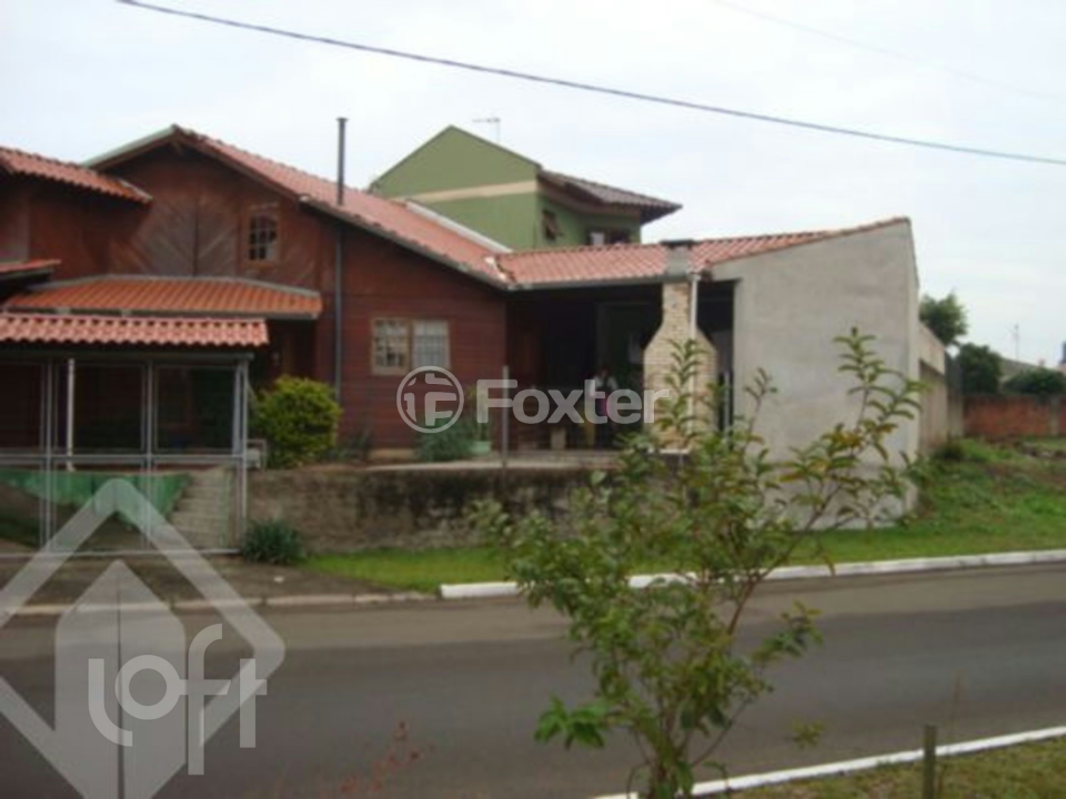 Casa à venda com 4 quartos, 200m² - Foto 4