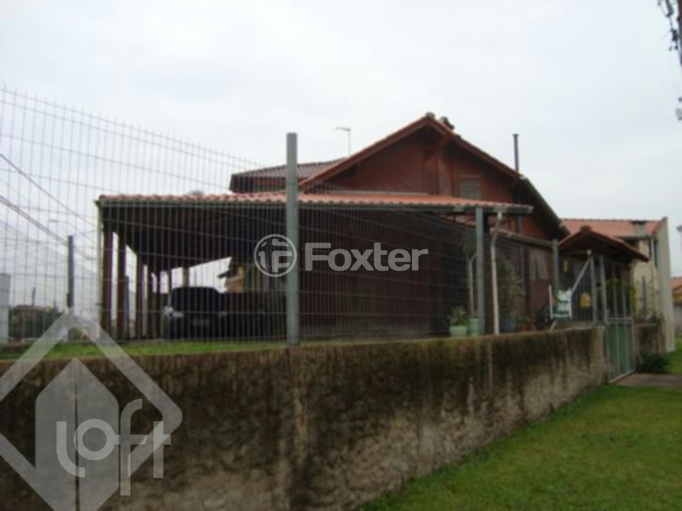 Casa à venda com 4 quartos, 200m² - Foto 2