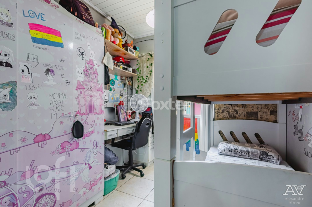Casa à venda com 2 quartos, 57m² - Foto 8