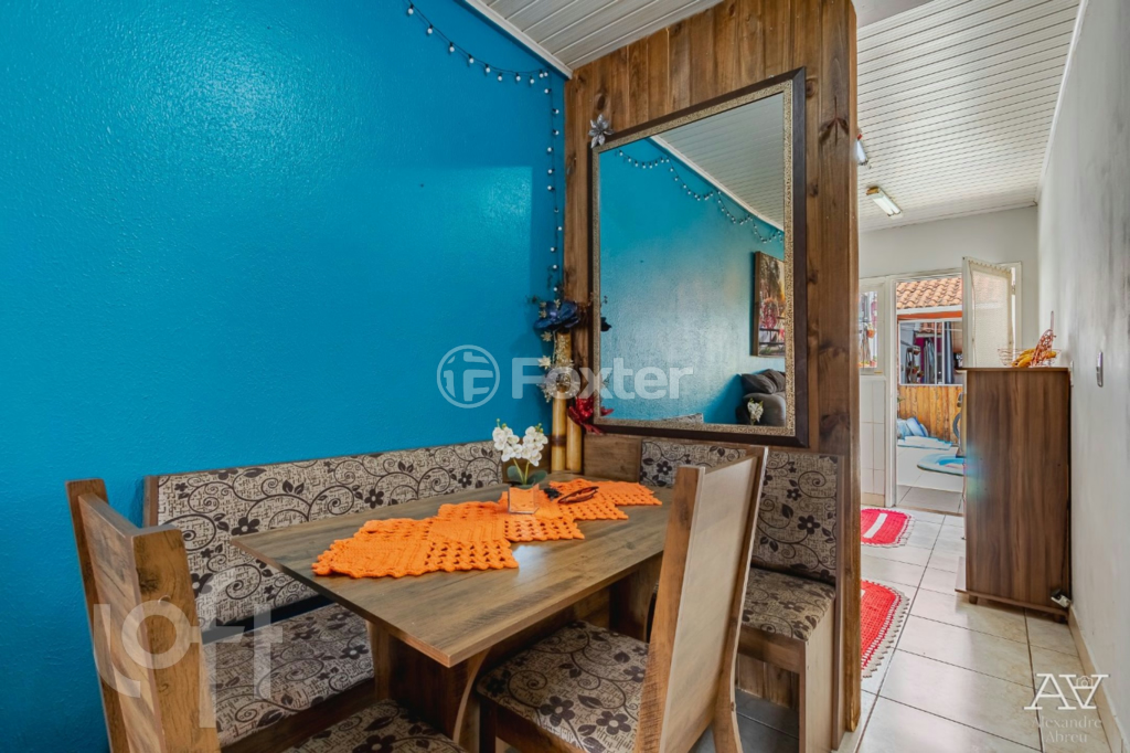 Casa à venda com 2 quartos, 57m² - Foto 4