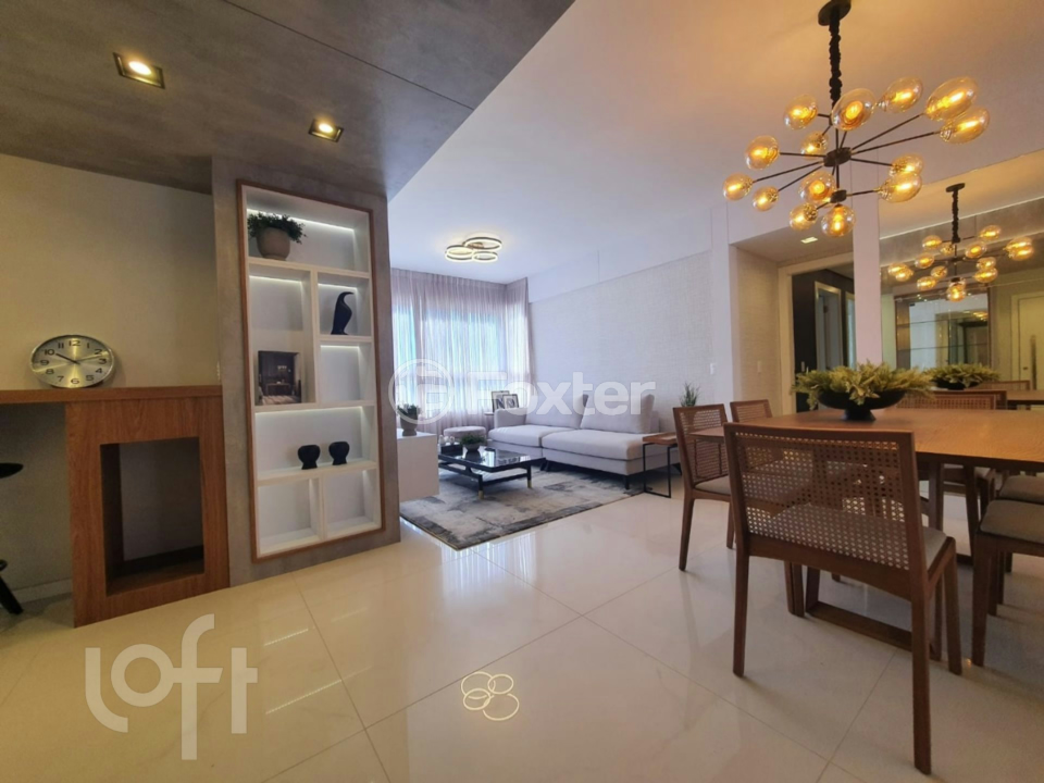 Apartamento à venda com 3 quartos, 100m² - Foto 1