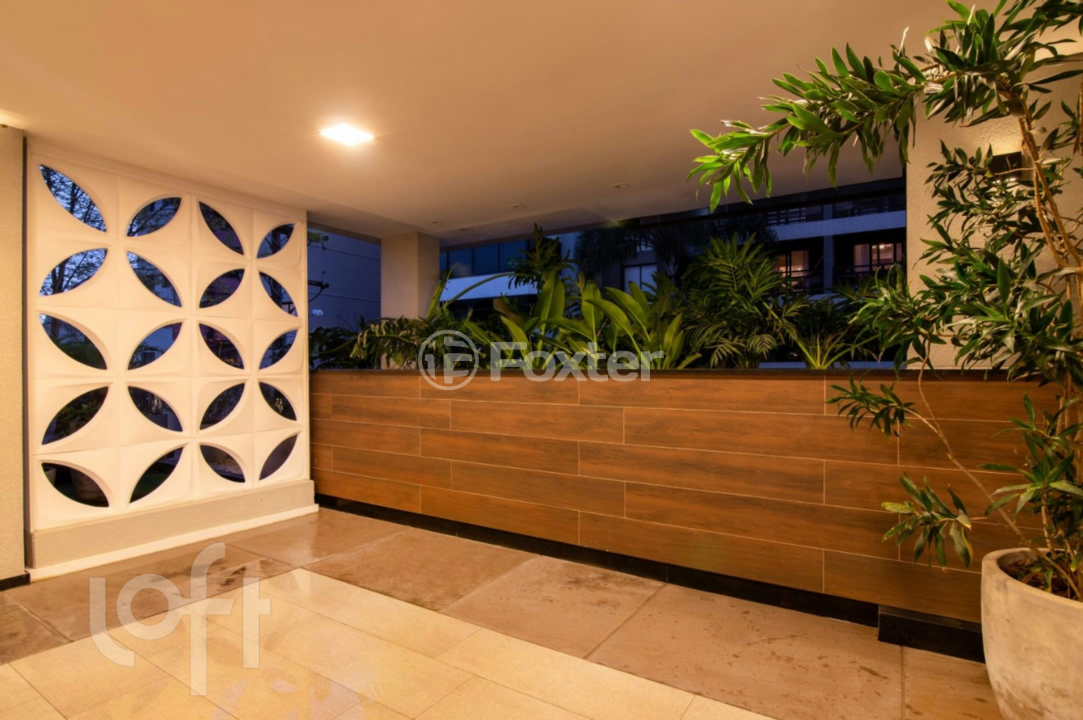 Apartamento à venda com 3 quartos, 242m² - Foto 5