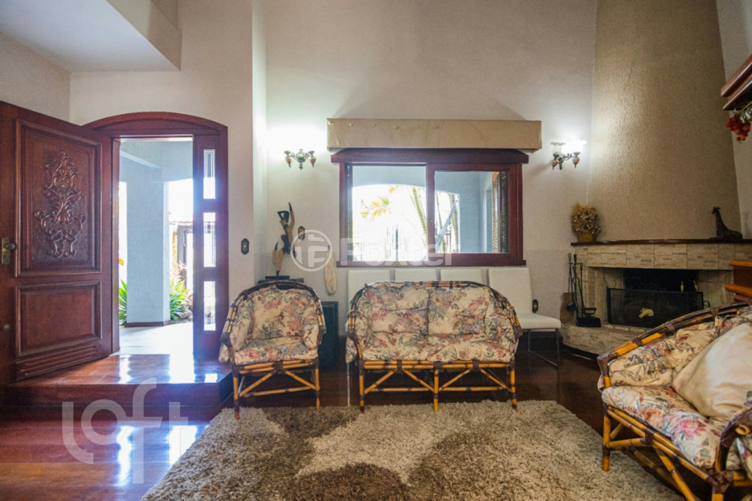 Casa à venda com 4 quartos, 241m² - Foto 7
