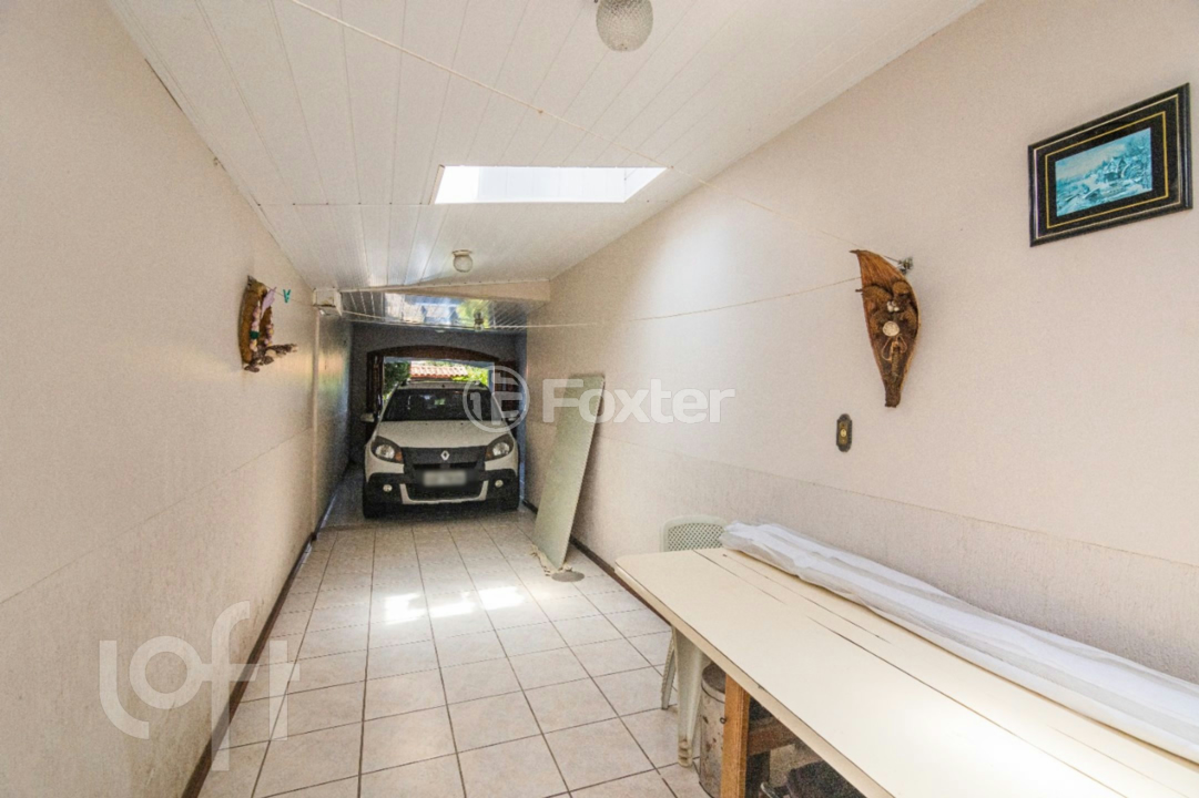 Casa à venda com 4 quartos, 241m² - Foto 47