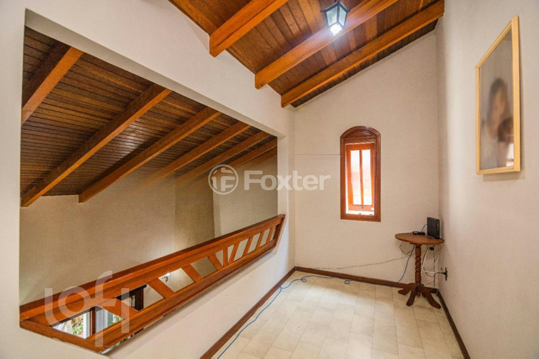 Casa à venda com 4 quartos, 241m² - Foto 20
