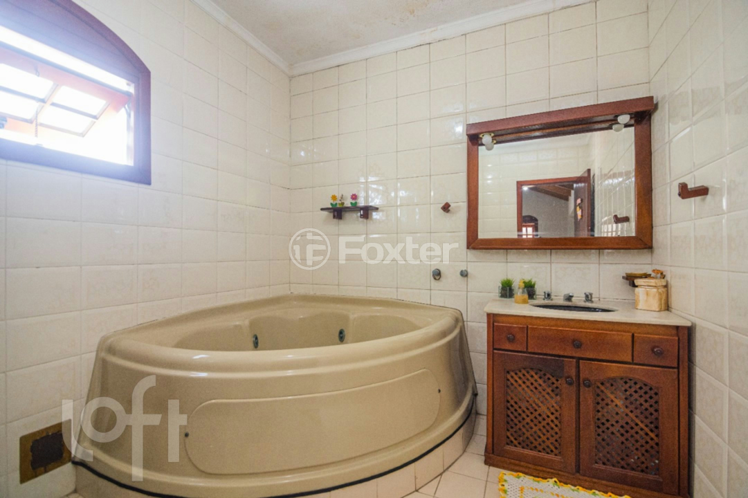 Casa à venda com 4 quartos, 241m² - Foto 19