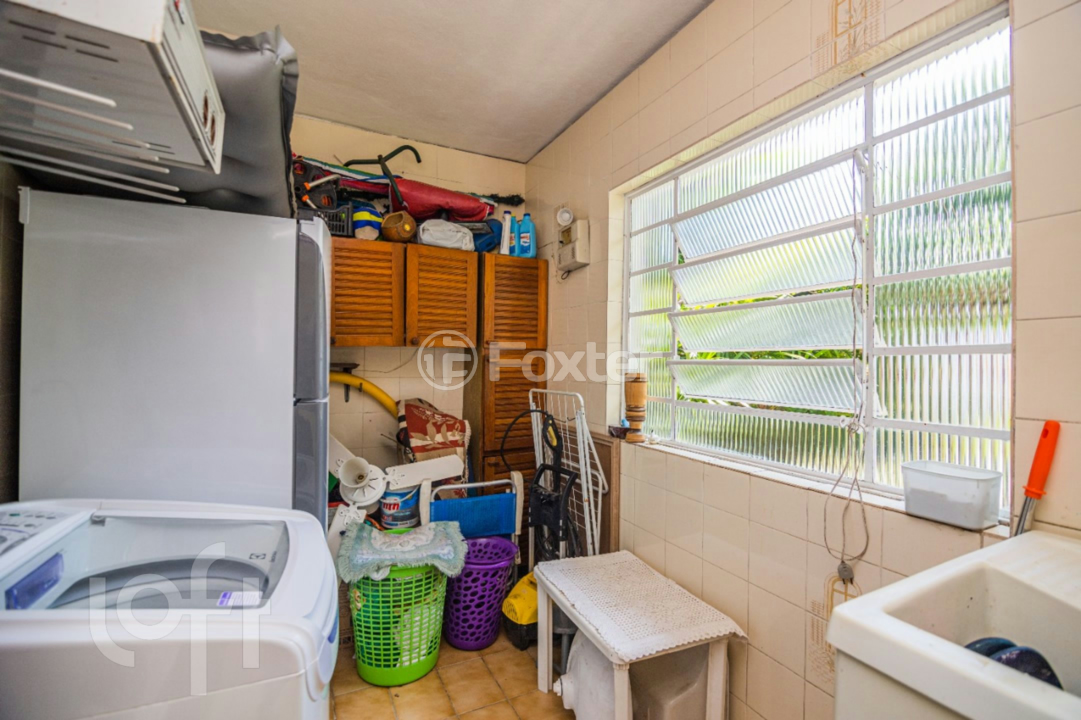 Casa à venda com 4 quartos, 241m² - Foto 42