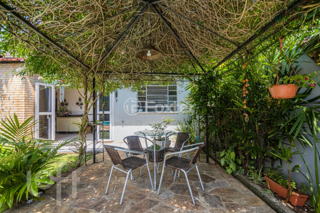 Casa à venda com 4 quartos, 241m² - Foto 39
