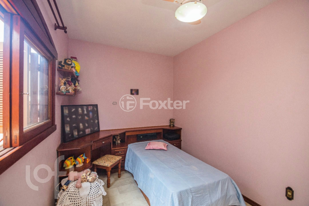 Casa à venda com 4 quartos, 241m² - Foto 16