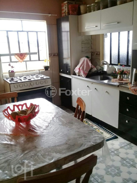 Casa à venda com 2 quartos, 60m² - Foto 7