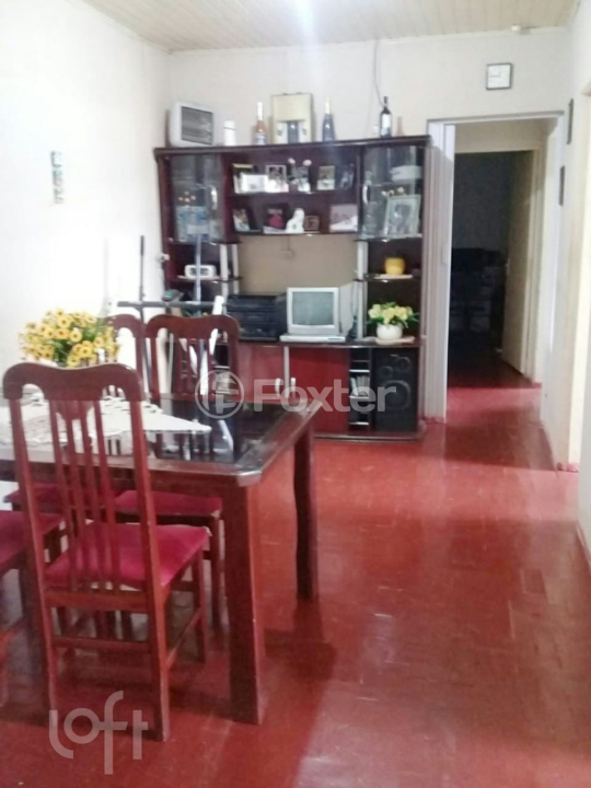 Casa à venda com 2 quartos, 60m² - Foto 2