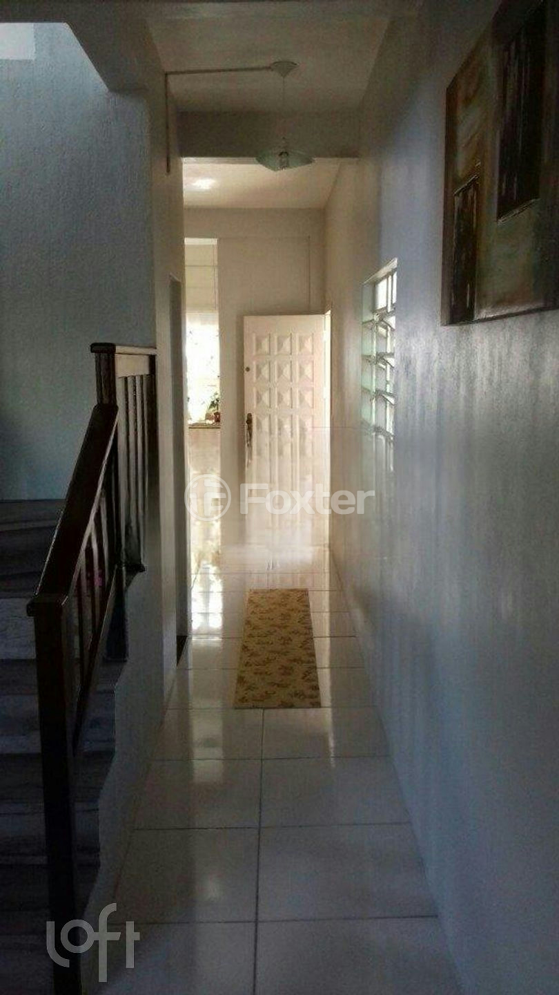 Casa à venda com 4 quartos, 240m² - Foto 4