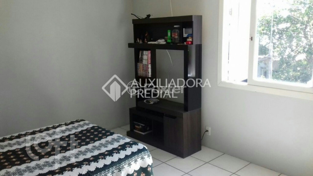 Casa à venda com 4 quartos, 240m² - Foto 14