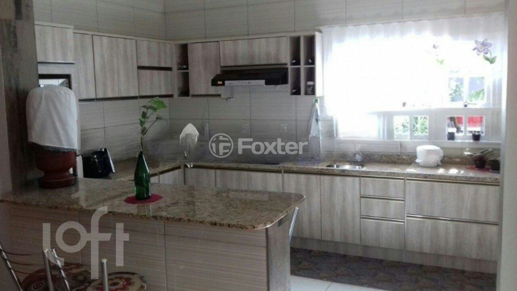 Casa à venda com 4 quartos, 240m² - Foto 20