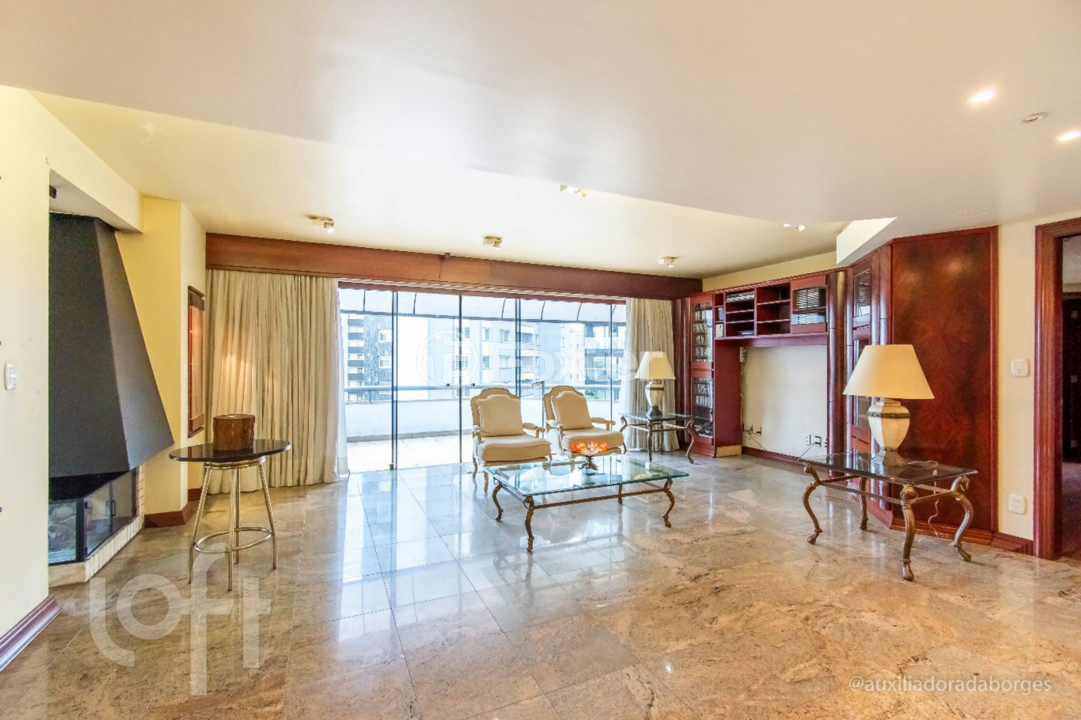 Cobertura à venda com 5 quartos, 552m² - Foto 1