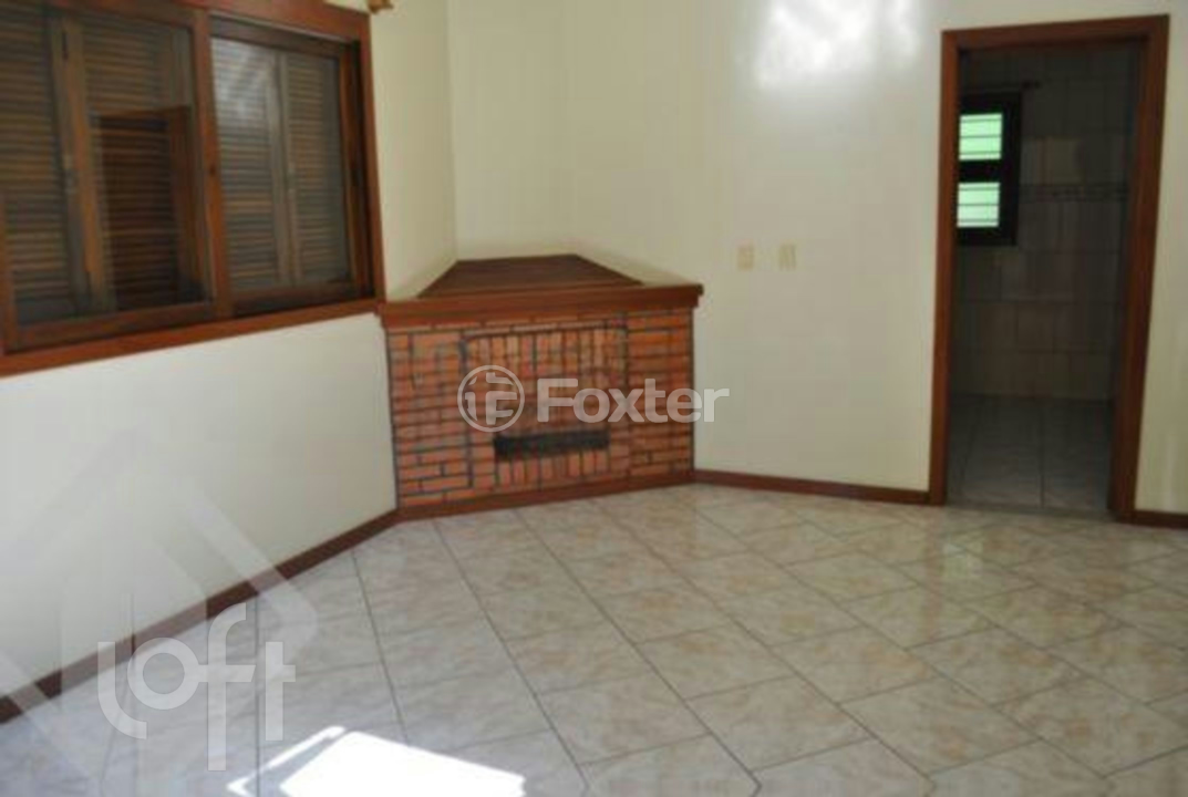 Casa à venda com 2 quartos, 186m² - Foto 2