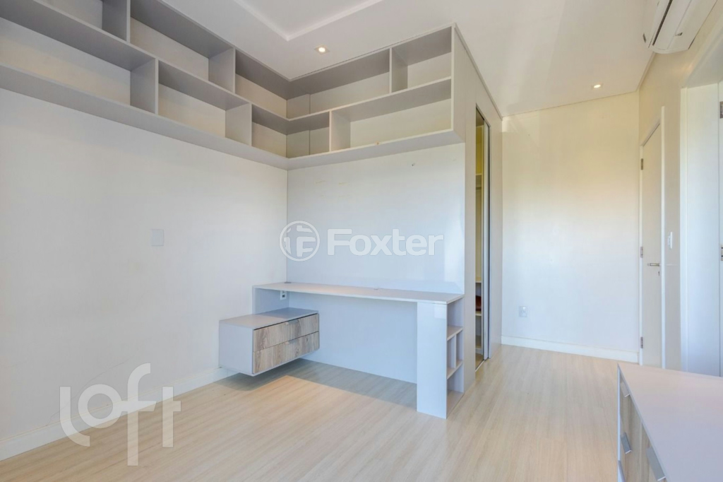 Casa à venda com 3 quartos, 218m² - Foto 34