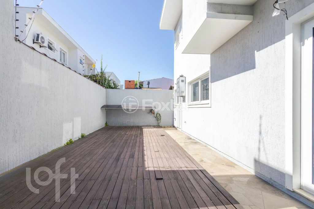 Casa à venda com 3 quartos, 218m² - Foto 19